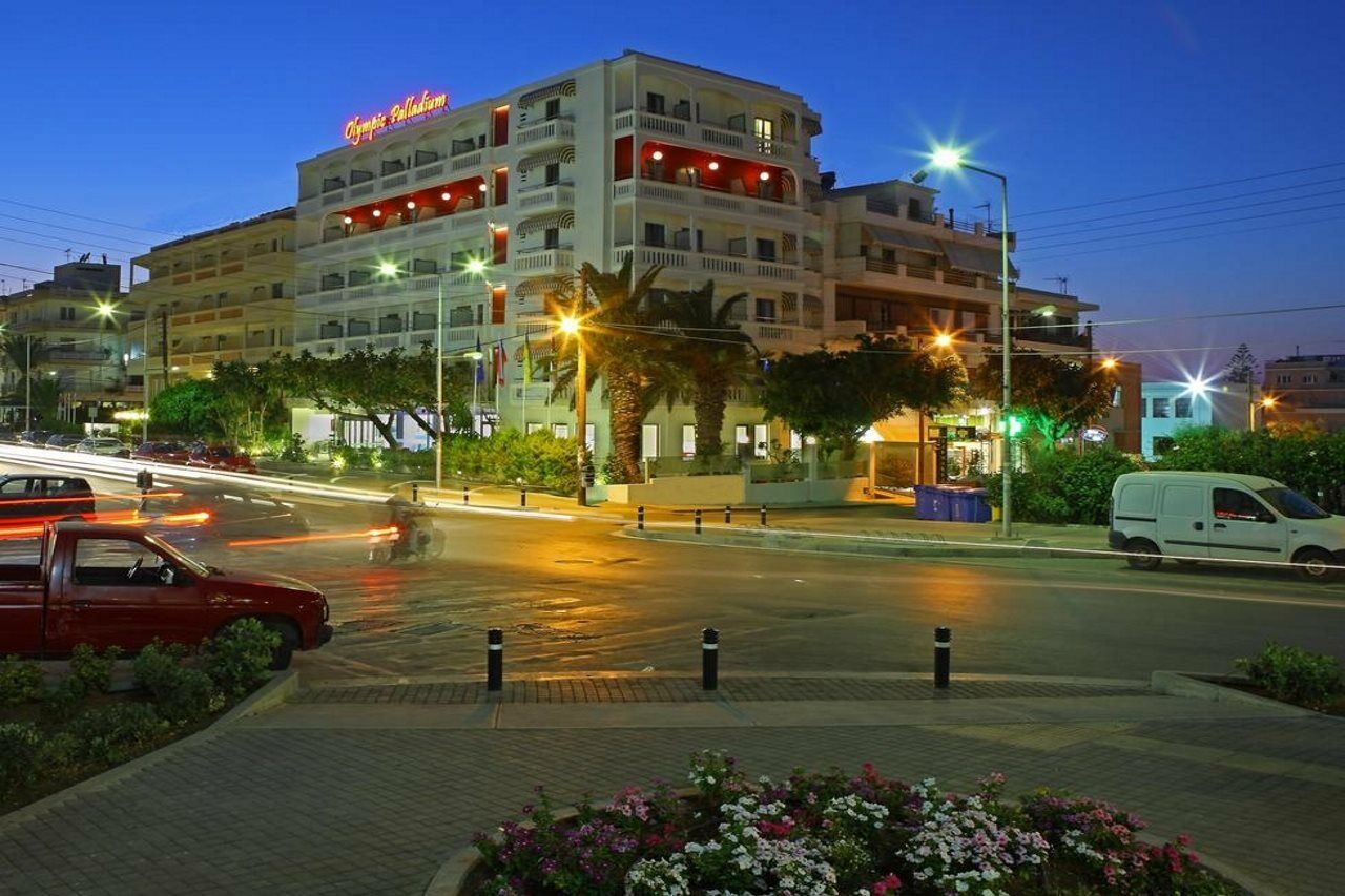 Olympic Palladium 레팀노 외부 사진